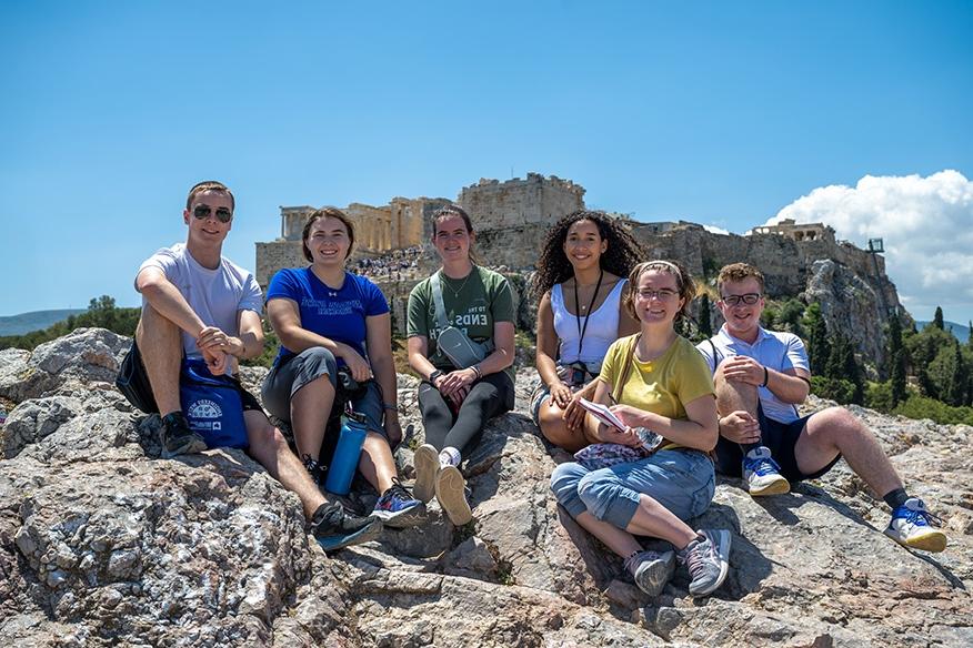 Group Photo: 荣誉 学生 in Greece